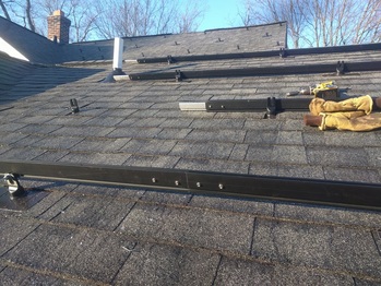 Rails on lower roof