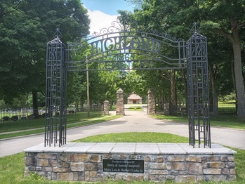 Enterance to Highland Cemetery